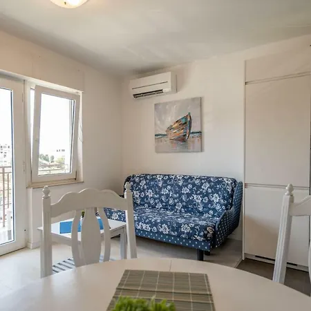 Apartman Din Don * Split